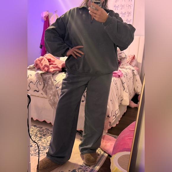 NEW SKIMS boyfriend fleece oversized Half-Zip pullover - Picture 8 of 9